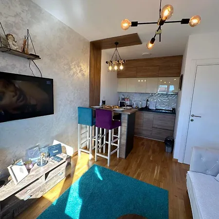 Tamjanika Lux Apartman *